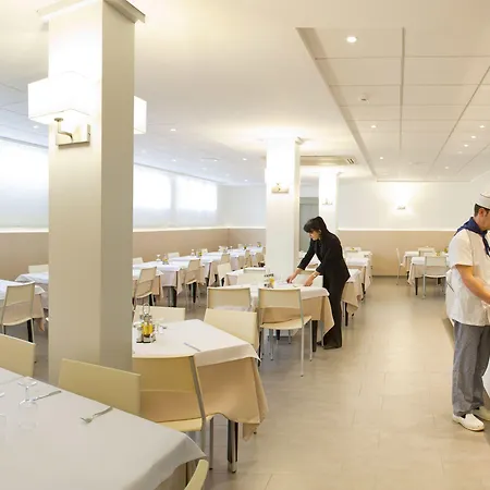 Rh Sol Hotel